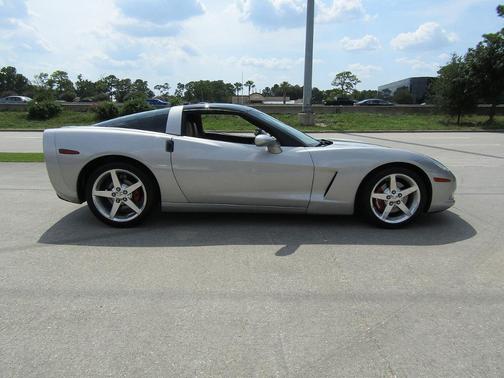 2005 Chevrolet Corvette 