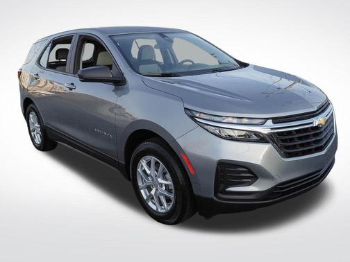 Sterling Gray Metallic 2023 Chevrolet Equinox LS