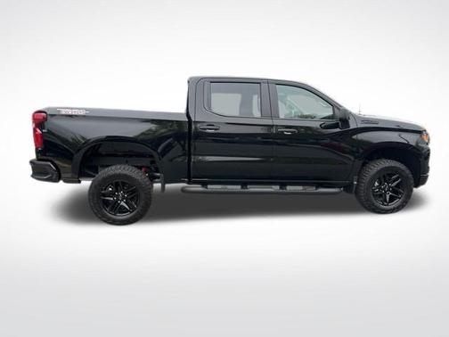 Black 2026 Chevrolet Silverado 1500 Custom Trail Boss