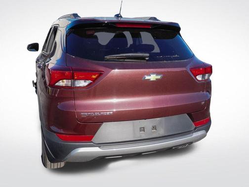 Mahogany Red Metallic 2022 Chevrolet Trailblazer LT