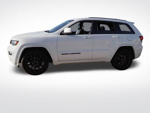Bright White Clearcoat 2019 Jeep Grand Cherokee Altitude