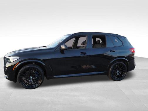2023 BMW X5 M50i