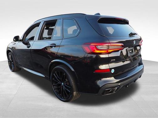 2023 BMW X5 M50i