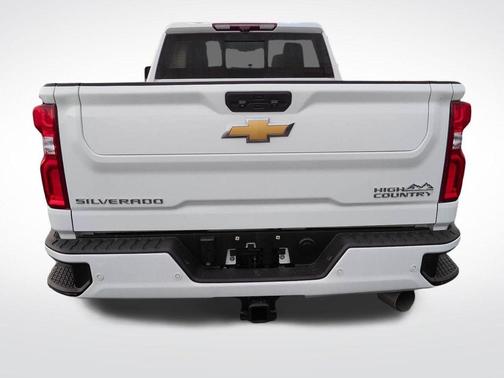 Summit White 2023 Chevrolet Silverado 2500 High Country