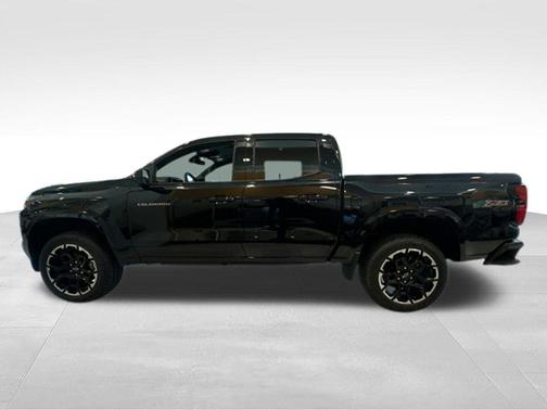 Black 2026 Chevrolet Colorado Z71