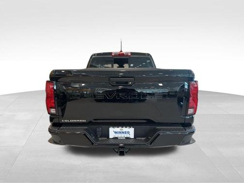 Black 2026 Chevrolet Colorado Z71