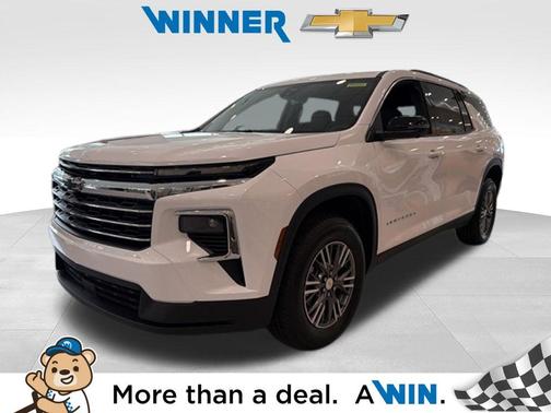 Summit White 2026 Chevrolet Traverse LT