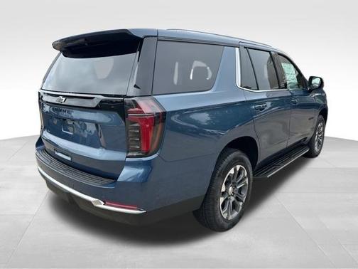 2025 Chevrolet Tahoe LS