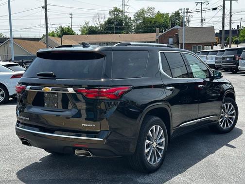 2023 Chevrolet Traverse Premier
