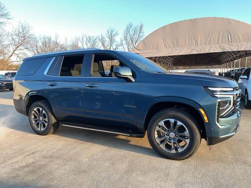 2025 Chevrolet Tahoe LS