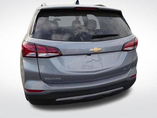 Sterling Gray Metallic 2024 Chevrolet Equinox LT