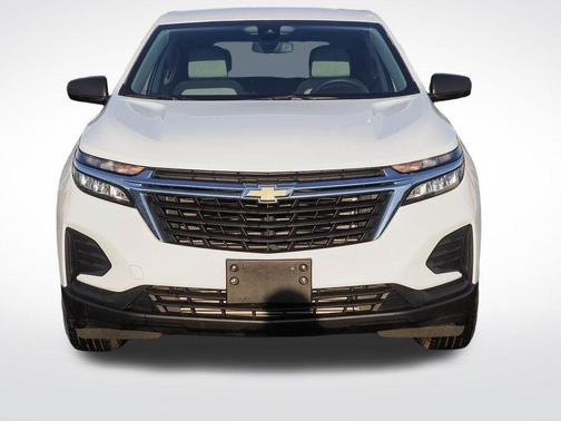 Summit White 2024 Chevrolet Equinox LS