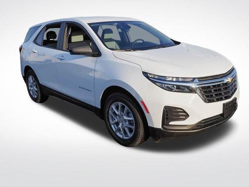 Summit White 2024 Chevrolet Equinox LS