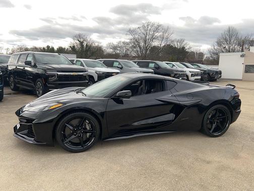 2025 Chevrolet Corvette E-Ray