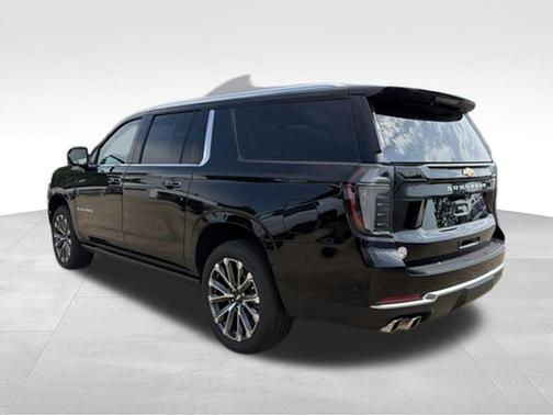 Black 2026 Chevrolet Suburban High Country