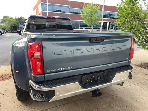 2025 Chevrolet Silverado 3500 LT