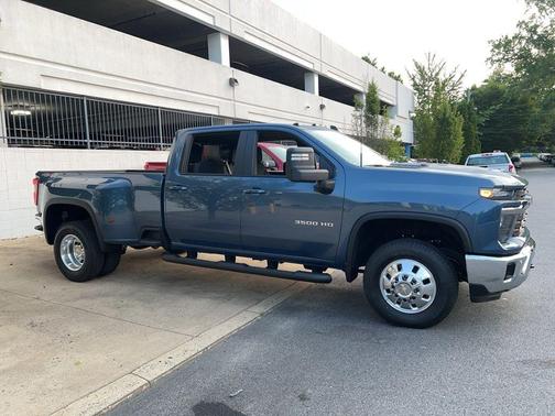 2025 Chevrolet Silverado 3500 LT
