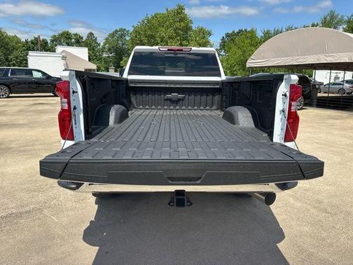 2025 Chevrolet Silverado 3500 LT