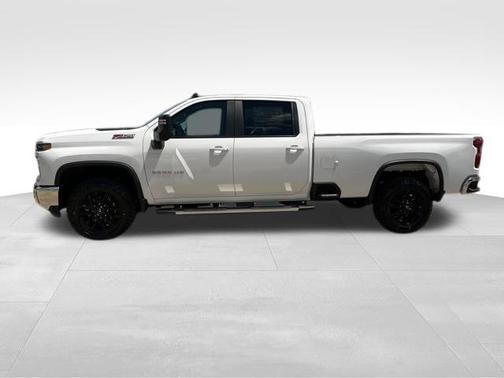 2025 Chevrolet Silverado 3500 LT