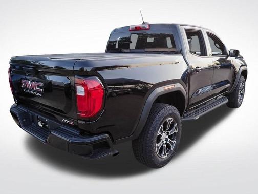 Onyx Black 2024 GMC Canyon AT4