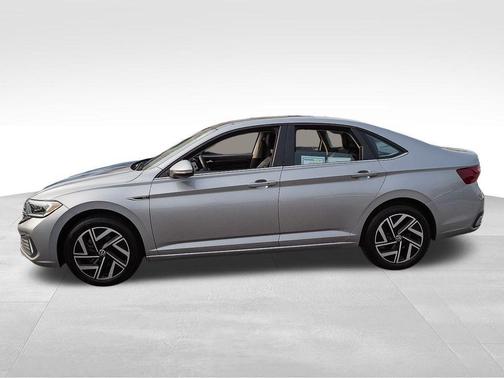 2022 Volkswagen Jetta 1.5T SEL