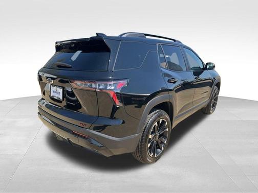 Mosaic Black Metallic 2026 Chevrolet Equinox RS