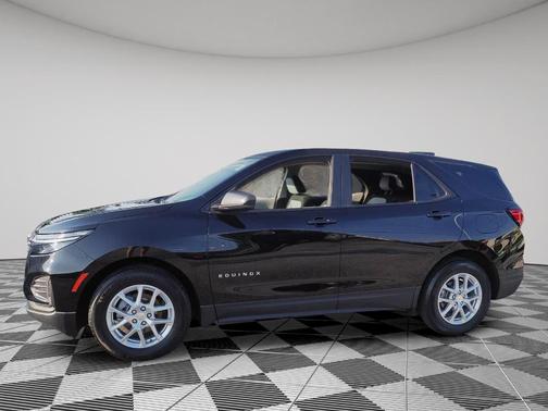 Mosaic Black Metallic 2024 Chevrolet Equinox LS