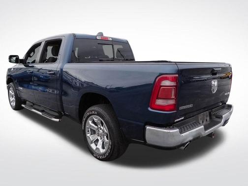 Patriot Blue Pearlcoat 2021 RAM 1500 Big Horn