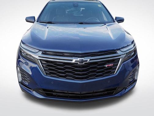 Blue Glow Metallic 2022 Chevrolet Equinox RS