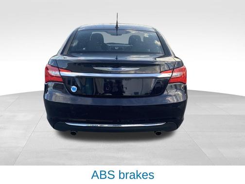 2012 Chrysler 200 Touring