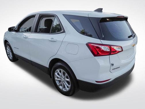 Summit White 2021 Chevrolet Equinox LS