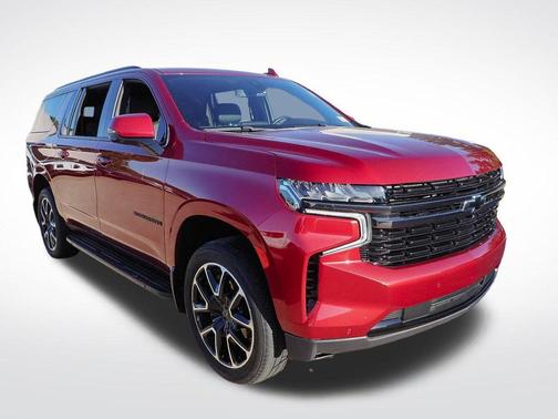 Cherry Red Tintcoat 2022 Chevrolet Suburban RST