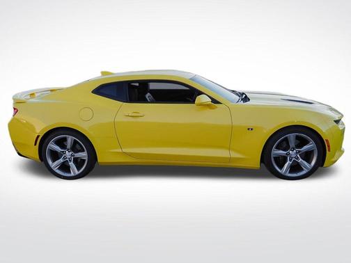 Bright Yellow 2016 Chevrolet Camaro 2SS