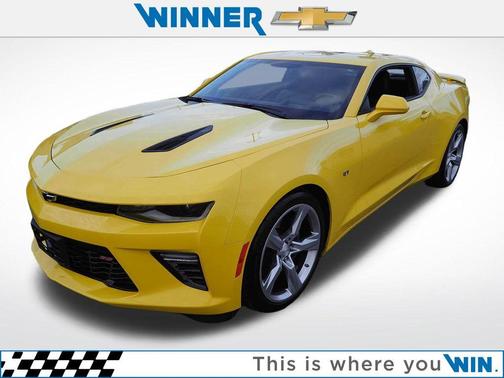 Bright Yellow 2016 Chevrolet Camaro 2SS