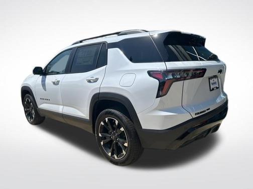 Polar White 2026 Chevrolet Equinox RS