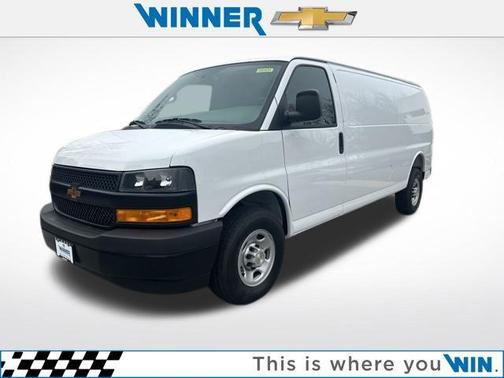 Summit White 2026 Chevrolet Express 2500 Work Van