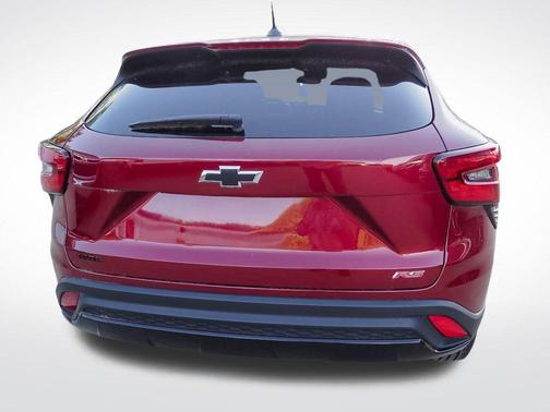 Crimson Metallic 2024 Chevrolet Trax 1RS