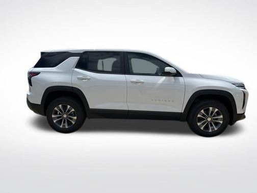 Summit White 2026 Chevrolet Equinox LT