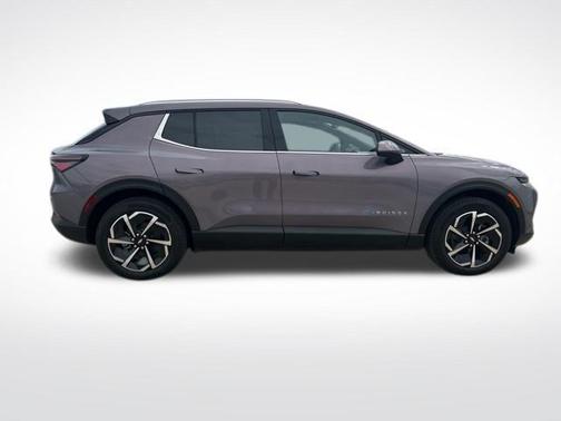 2026 Chevrolet Equinox EV LT 2