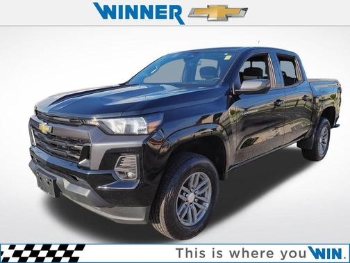 Black 2024 Chevrolet Colorado LT