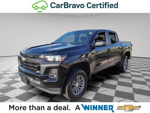 Black 2024 Chevrolet Colorado LT