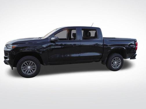 Black 2024 Chevrolet Colorado LT
