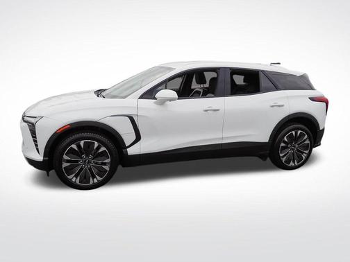 Summit White 2025 Chevrolet Blazer EV LT