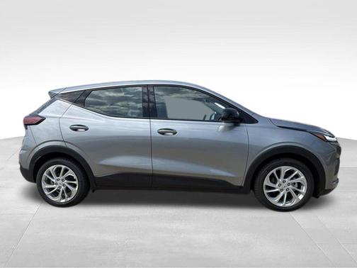 Sterling Gray Metallic 2027 Chevrolet Bolt LT