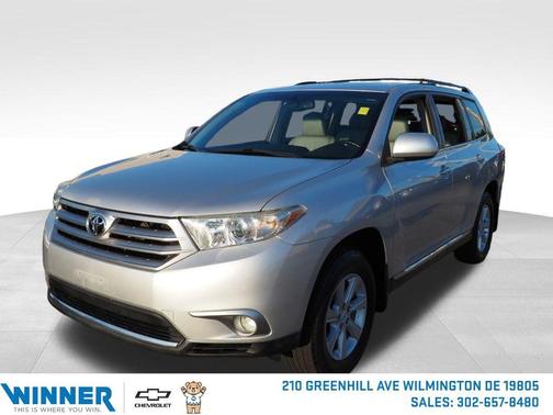 2011 Toyota Highlander SE