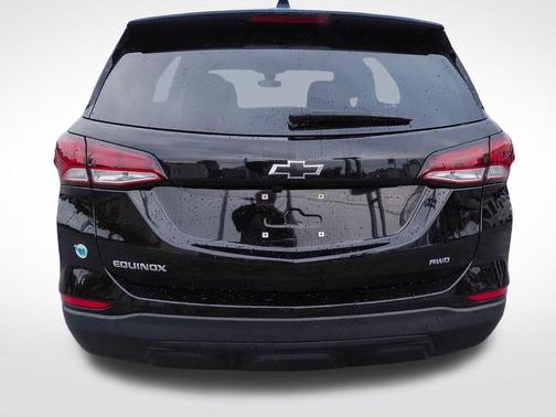 Mosaic Black Metallic 2023 Chevrolet Equinox LS
