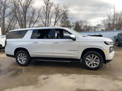 2025 Chevrolet Suburban Premier