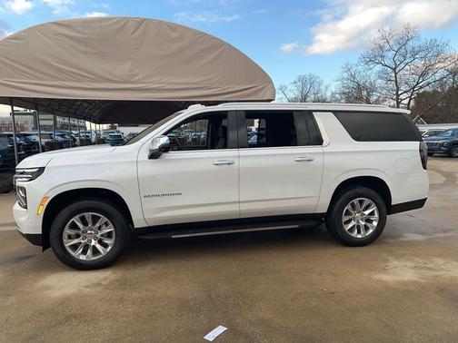 2025 Chevrolet Suburban Premier