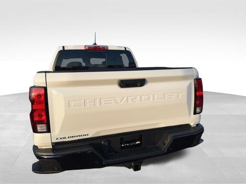 2025 Chevrolet Colorado WT