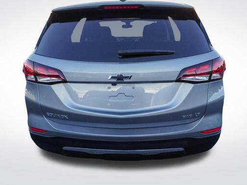 Sterling Gray Metallic 2024 Chevrolet Equinox LT